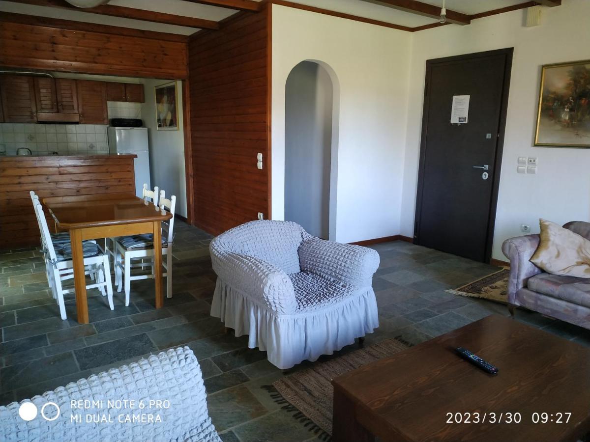 House By The Sea Villa อาร์เตมีดา ภายนอก รูปภาพ
